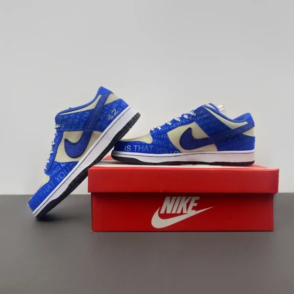 Dunk Low ‘Jackie Robinson’ Racer Blue/Coconut Milk DV2122-400