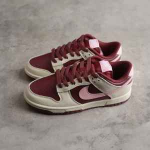 Nike Dunk Low Valentine’s Day DR9705-100